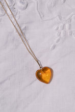 Load image into Gallery viewer, Vintage Amber Heart on 9ct Gold Fine Belcher Chain Necklace
