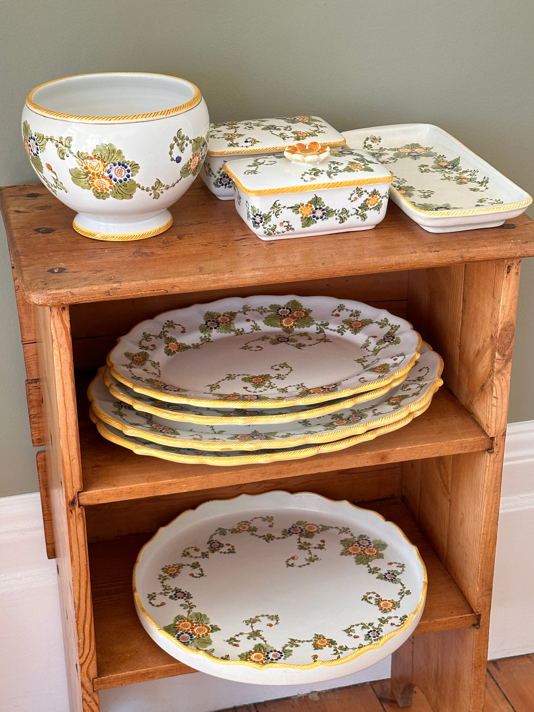 Vintage Italian Floral Ceramic Plate Set